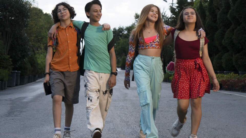 'Haydi Tut Elimi' gösterime girdi