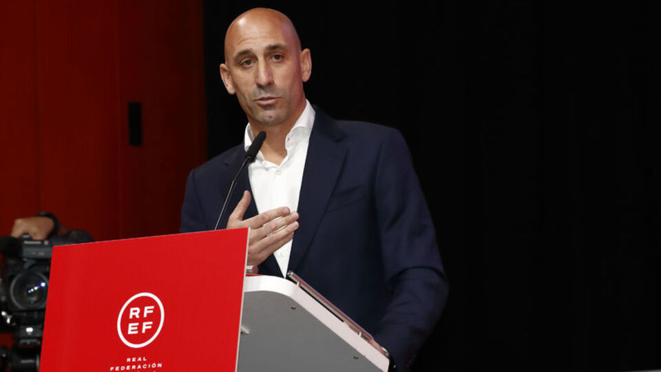 Rubiales'in cezası onandı