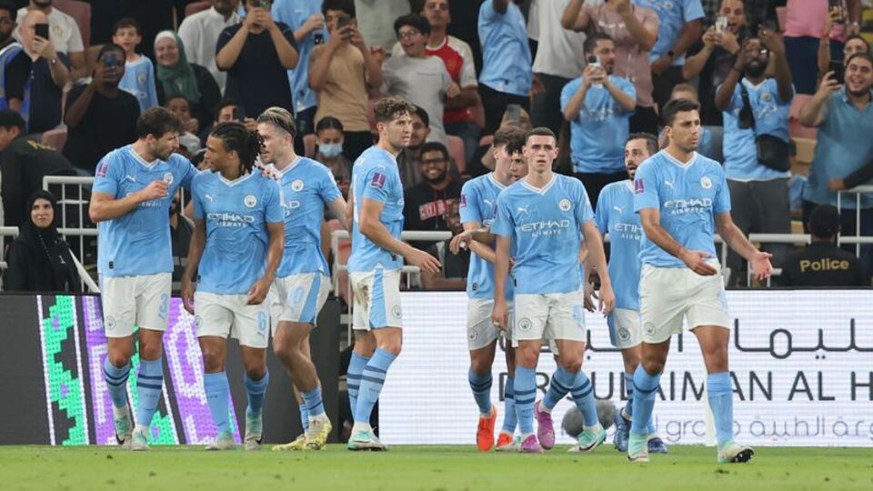 City, Tottenham'ı son dakikada devirdi!