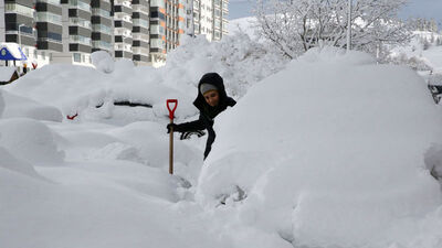 1444 yerleşim birimine ulaşılamıyor!