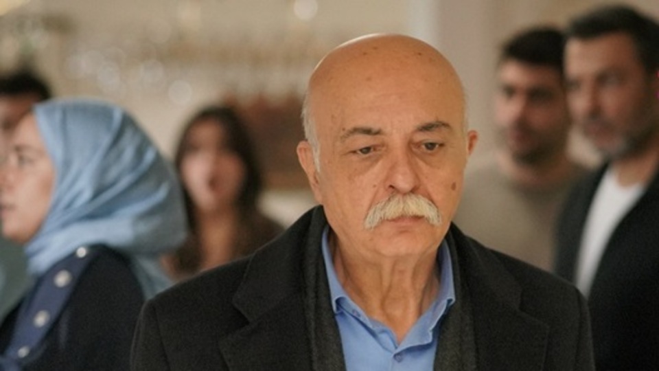 Beyin kanaması geçirdi