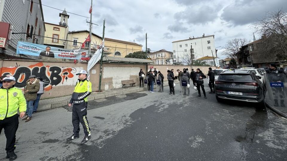 Kilisedeki saldırıya siyasilerden sert tepki!