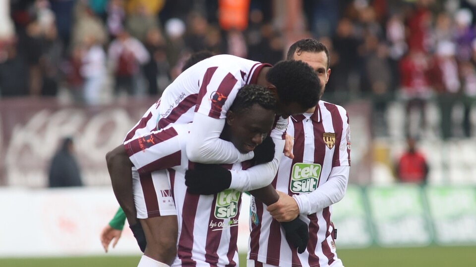 Bandırmaspor 6 golle geçti