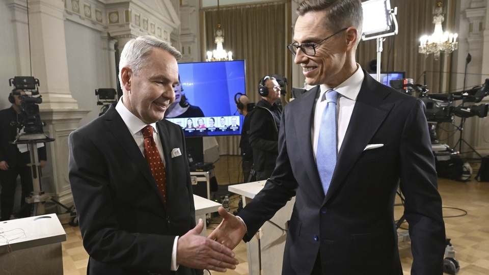 Finlandiya'da seçimler 2. tura kaldı