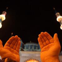 Nebe suresi okunuşu ve anlamı