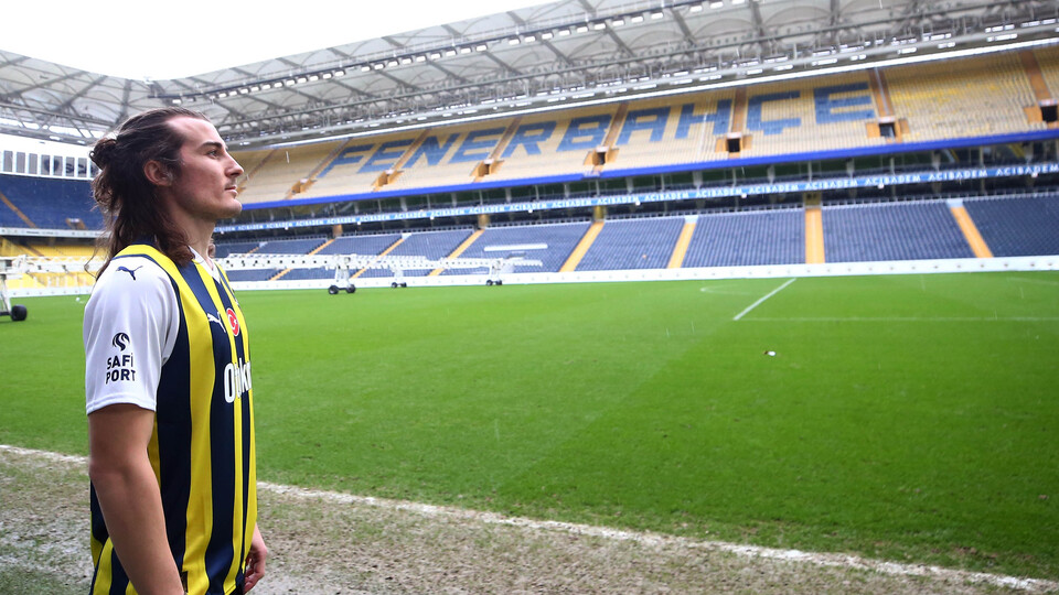 Fenerbahçe transferi açıkladı