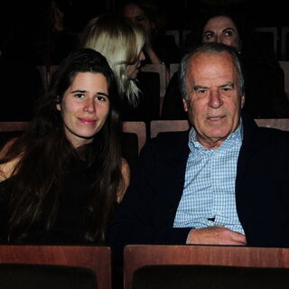  Mustafa Denizli'nin kızı Çeşme adayı