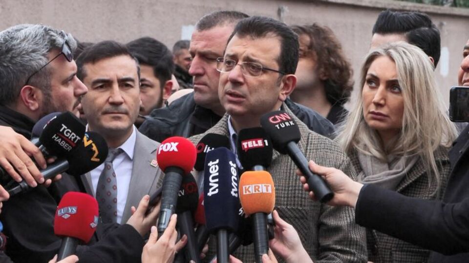 İmamoğlu'ndan Akşener'e 'afiş' yanıtı