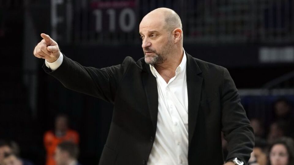 Galatasaray, Mitrovic'le yollarını ayırdı