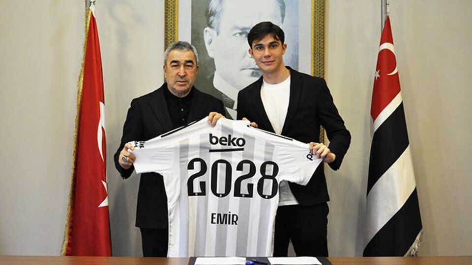 Beşiktaş genç yıldızıyla sözleşme uzattı