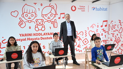 Deprem bölgesine destekler sürüyor