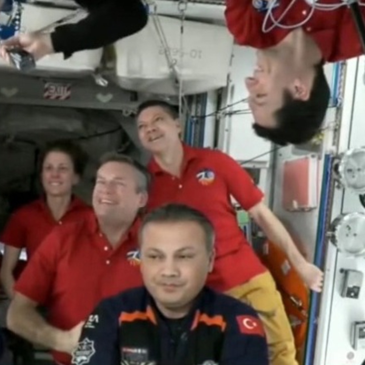 Alper Gezeravcı ISS'ye veda etti
