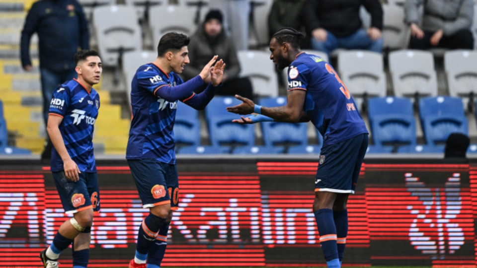 Başakşehir, Piatek'le üç puanı kaptı!