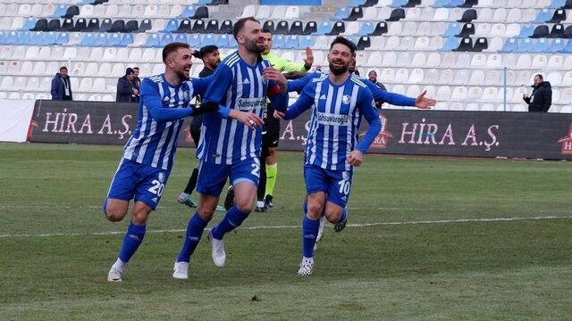 Erzurumspor FK evinde kazandı