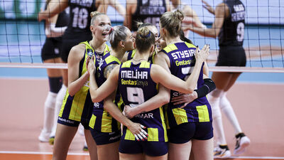 Voleybol derbisinde zafer Fenerbahçe'nin!