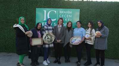 IC depremzedeye okul da yapıyor