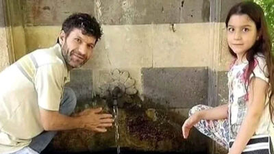 Enkazdaki kızının elini bırakmamıştı! O baba konuştu...