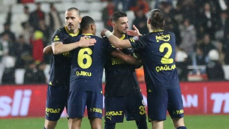 F.Bahçe'nin Avrupa kadrosunda sürpriz!