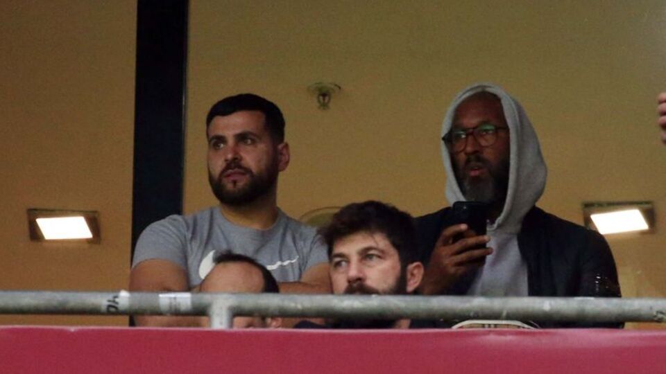 Anelka, G.Saray-Bandırma maçını izledi