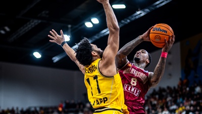 G.Saray Almanya'da kayıp!