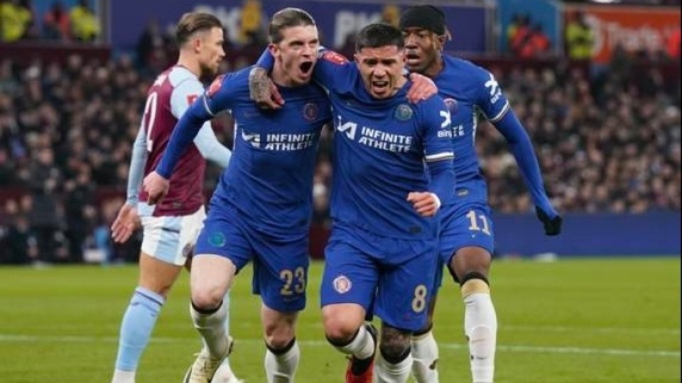 Chelsea, Aston Villa'yı rahat geçti!