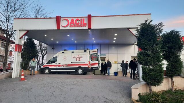 Yüksekten düşen inşaat işçisi yaralandı