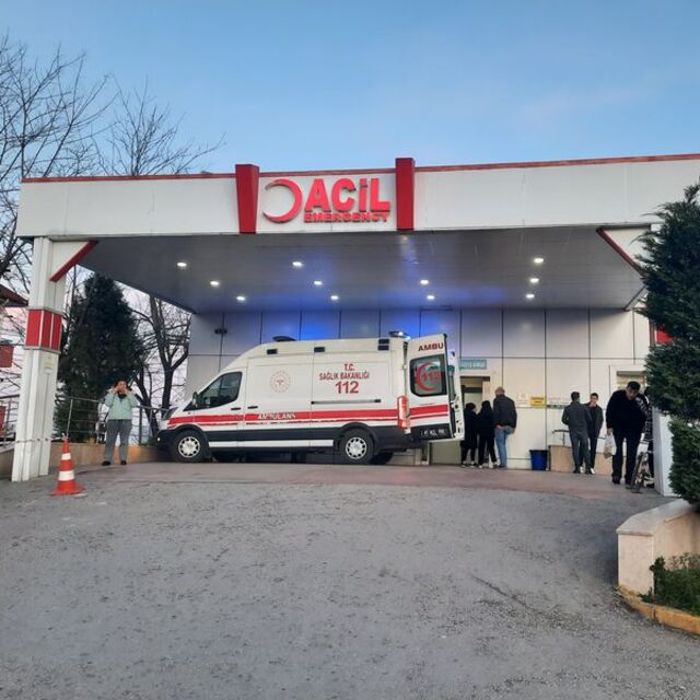 Yüksekten düşen inşaat işçisi yaralandı