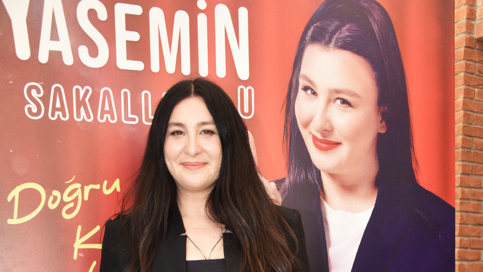 "50 bin liraya temizliğe giderim"