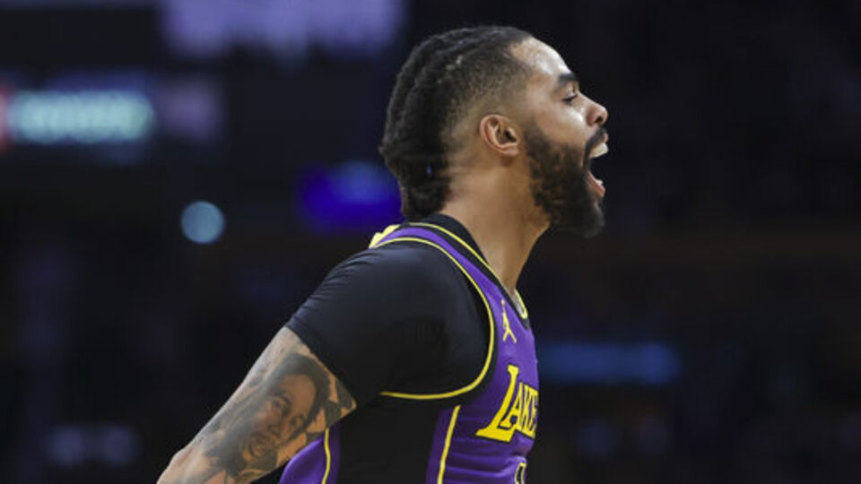 Lakers ilk yarıdan 87 attı, zorlanmadı