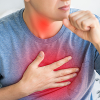 Geçmeyen öksürüğe dikkat! Bu yakınmalar da varsa...