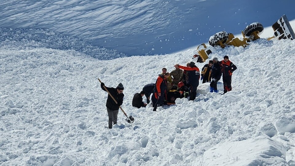 Çığ faciasından acı haber!