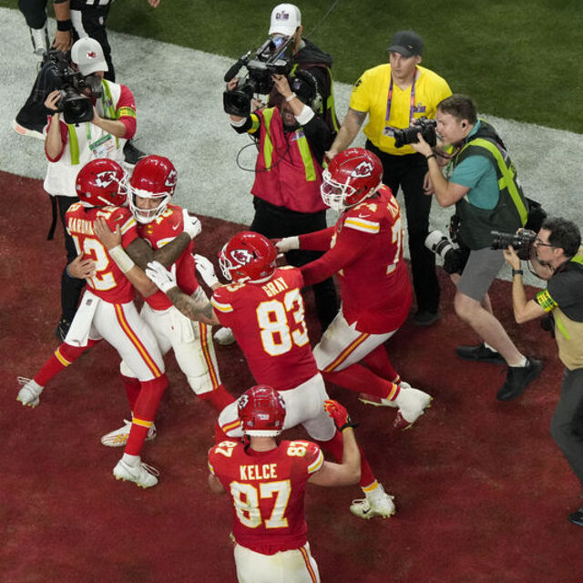 Super Bowl'da şampiyon belli oldu!
