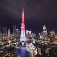 Burj Khalifa'da Türk Bayrağı
