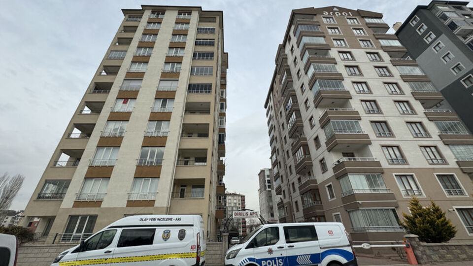 2 çocuk annesiydi... 6. kattan ölüme! Bir kadın daha düştü!