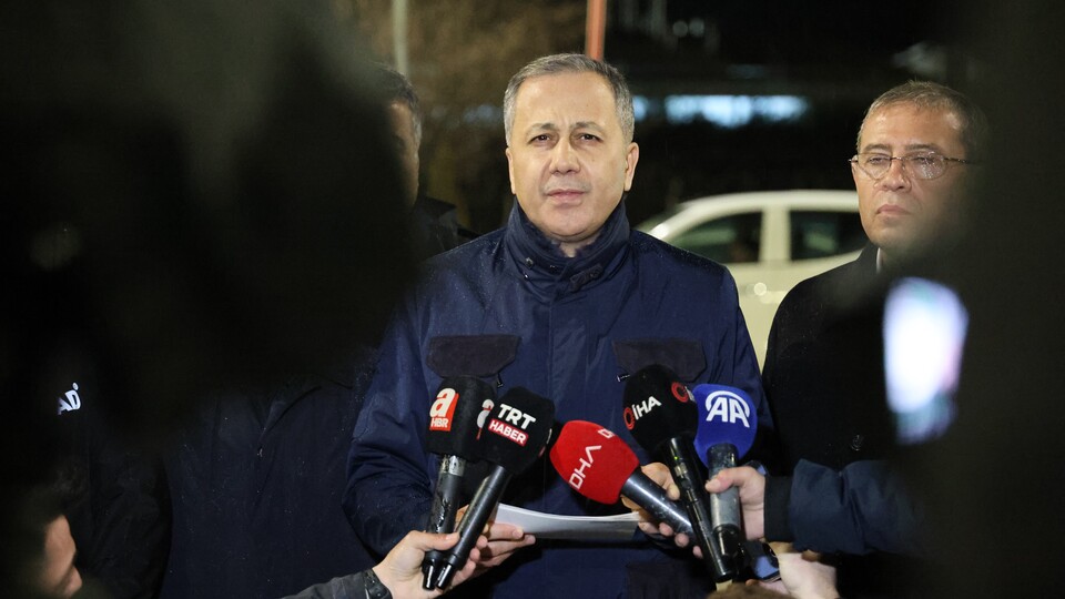 Yerlikaya Erzincan İliç'teki heyelana ilişkin son bilgileri verdi