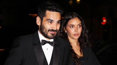 "Ama ben de Sara'yım"