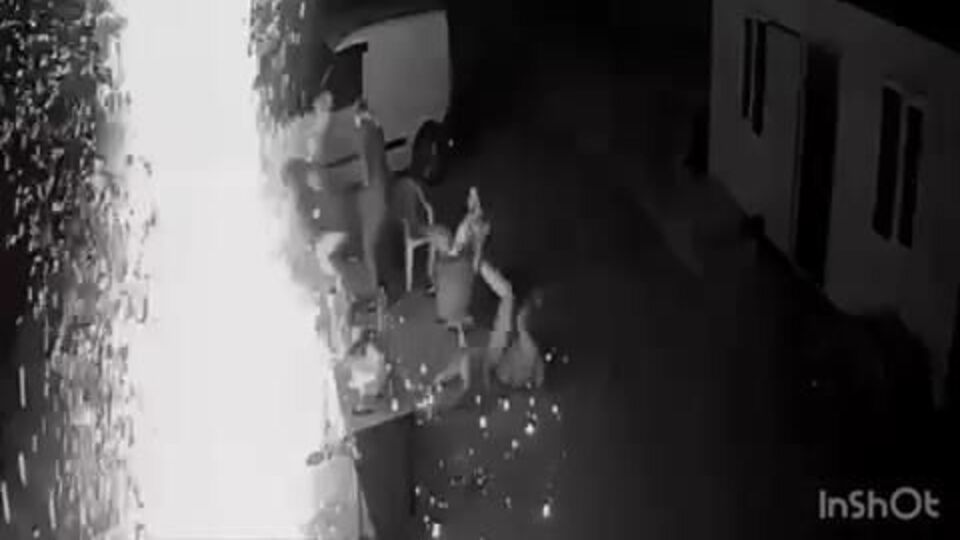 Mangal ateşi bomba gibi patladı!