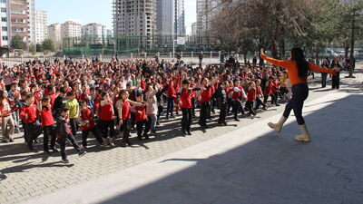 Önce dans sonra ders