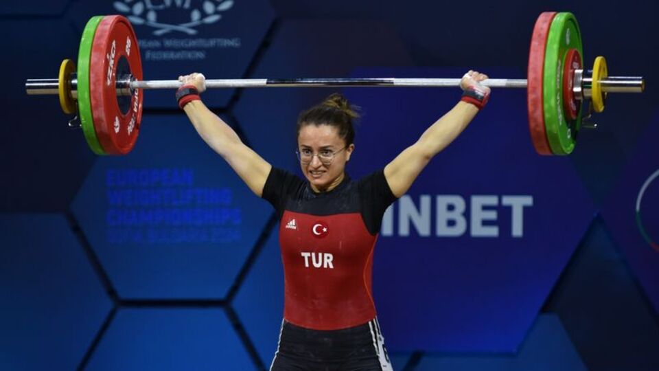 Aysel Özkan bronz madalya kazandı
