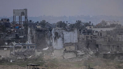 İsrail ordusu Gazze'deki Nasır Hastanesi'nin doğum servisini bastı