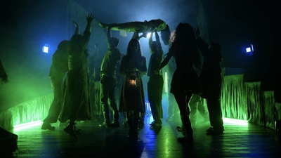 'Bataklık' 24 Şubat ve 4 Mart'ta perde açıyor