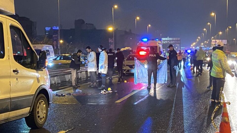 Şişli'de motosiklet bariyerlere çarptı: 1 ölü, 1 yaralı