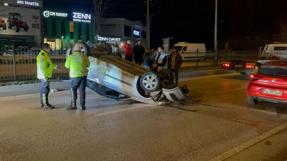 Takla atan otomobilin sürücüsü yaralandı