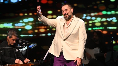 'Ata Demirer Gazinosu' kapılarını açtı