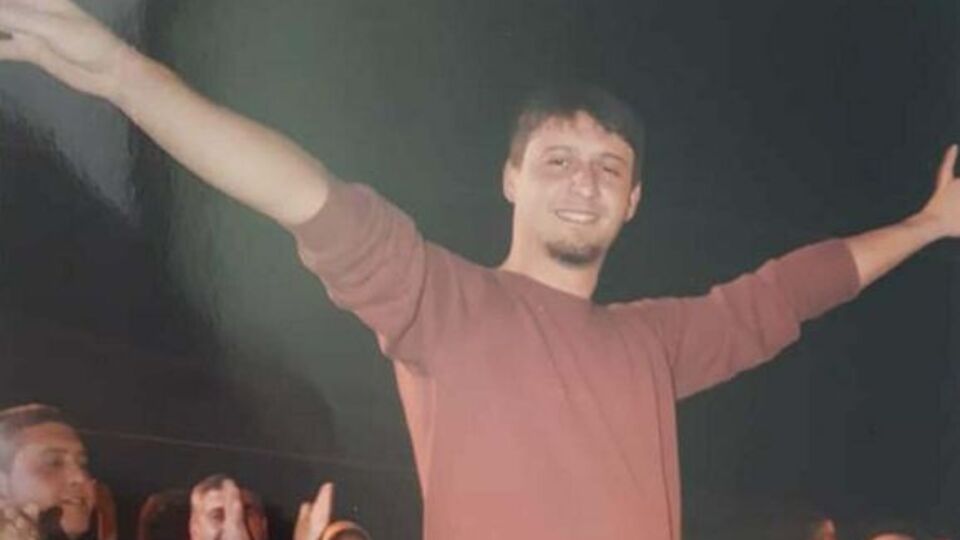 2. kez baba olacaktı! Kavgayı ayırmak istedi!