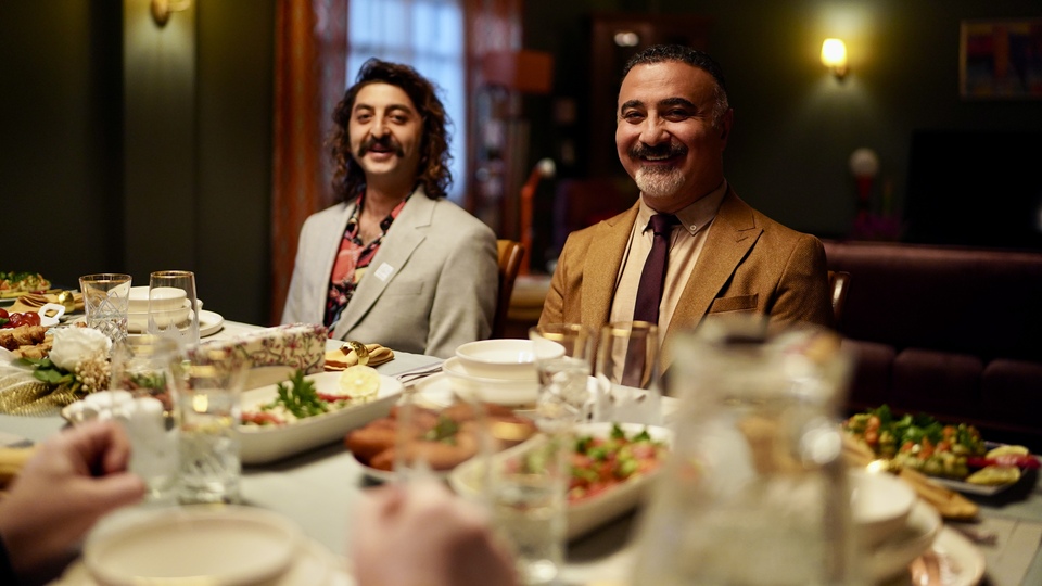 Aziz Nesin uyarlaması: 'Mucize Aynalar'