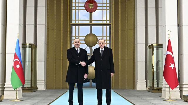 Azerbaycan Cumhurbaşkanı Aliyev Ankara'da