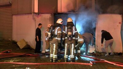 İstanbul'da iş merkezinde yangın