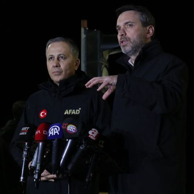 Göçükteki arama faaliyetleri durduruldu