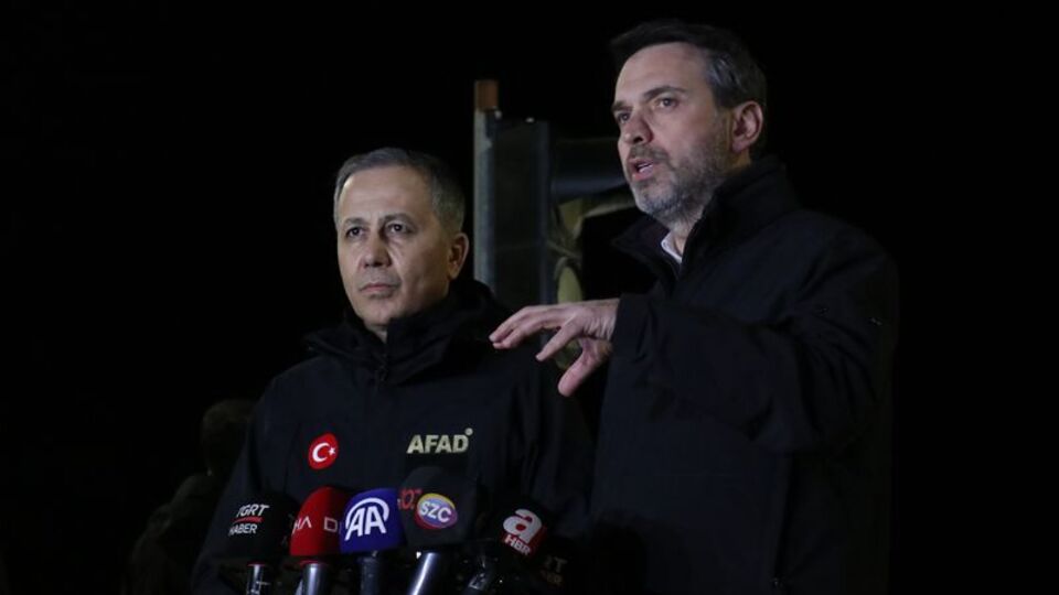 Göçükteki arama faaliyetleri durduruldu